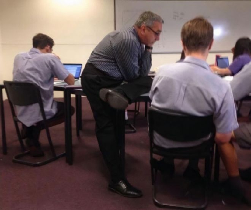 22 strange and ridiculous poses in which these people-yogis were caught 22 strange and ridiculous poses in which these people-yogis were caught