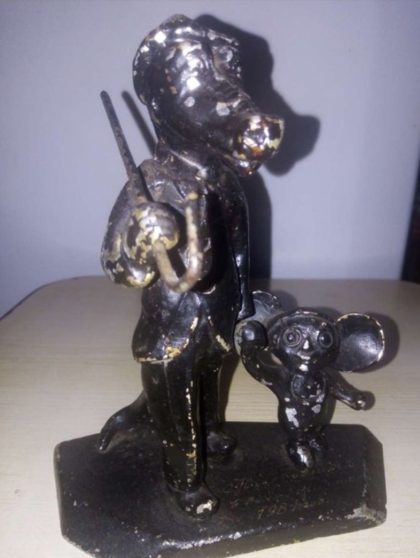 22 strange antiques that raise a lot of questions 22 strange antiques that raise a lot of questions