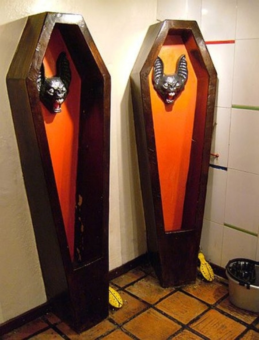 22 toilets where something strange happens 22 toilets where something strange happens