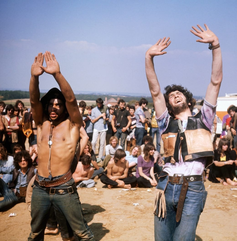23 fotos muestran lo desinhibidos que eran los hippies
