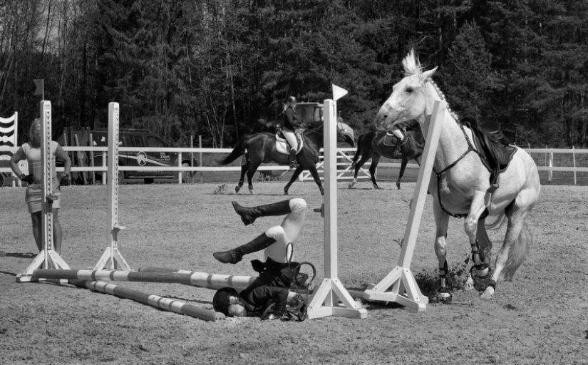 23 pictures taken a second before the inevitable 23 pictures taken a second before the inevitable