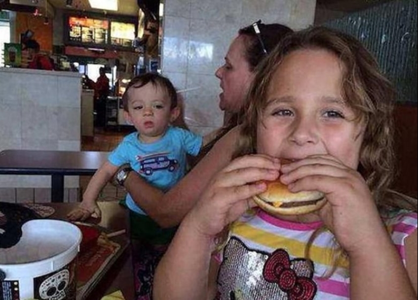 24 de fotos acerca de cómo la envidia se ve desde el exterior 24 de fotos acerca de cómo la envidia se ve desde el exterior