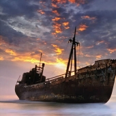 25 abandoned ships from around the world