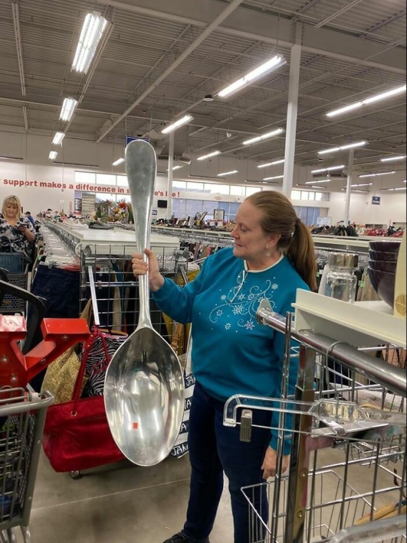 25 cosas inusuales compradas en mercados de pulgas y tiendas de segunda mano