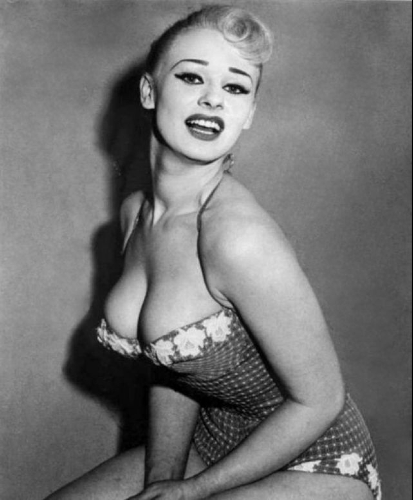 25 fotos seductoras de la rompecorazones Sabrina, la británica Marilyn Monroe 25 fotos seductoras de la rompecorazones Sabrina, la británica Marilyn Monroe