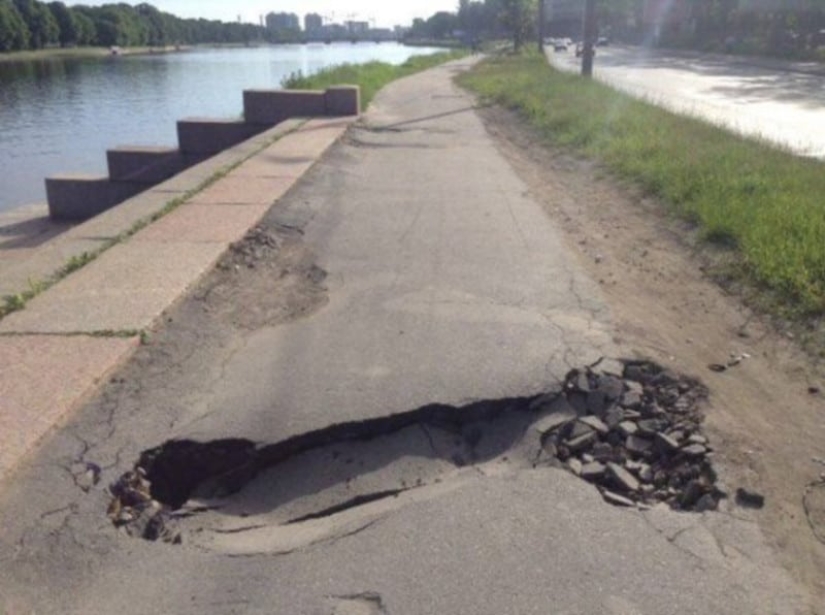 25 impressive 3D drawings on asphalt from Russian street artists 25 impressive 3D drawings on asphalt from Russian street artists