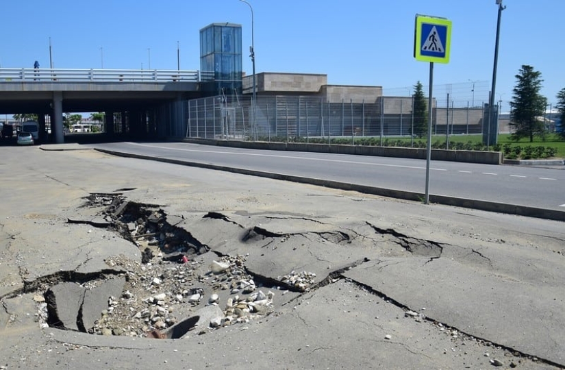 25 impressive 3D drawings on asphalt from Russian street artists 25 impressive 3D drawings on asphalt from Russian street artists
