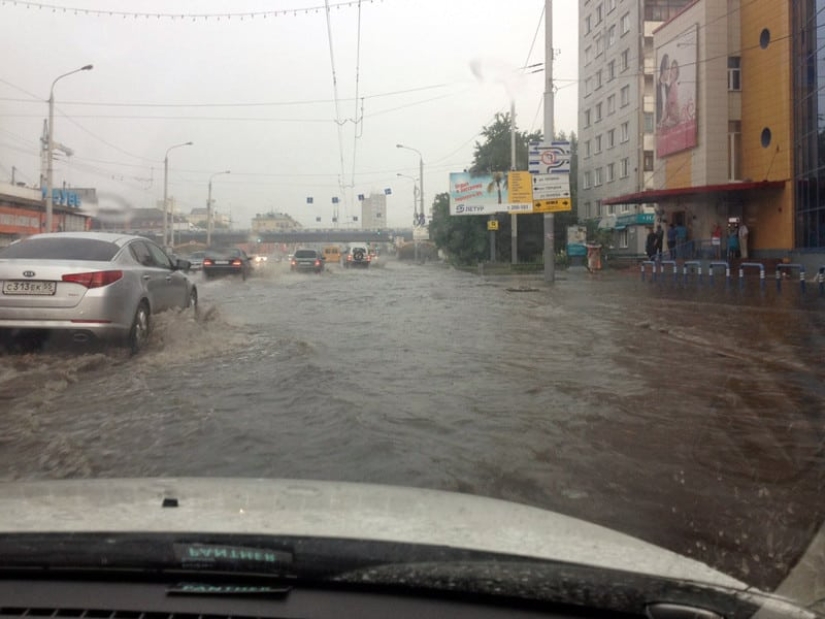 25 impressive 3D drawings on asphalt from Russian street artists 25 impressive 3D drawings on asphalt from Russian street artists
