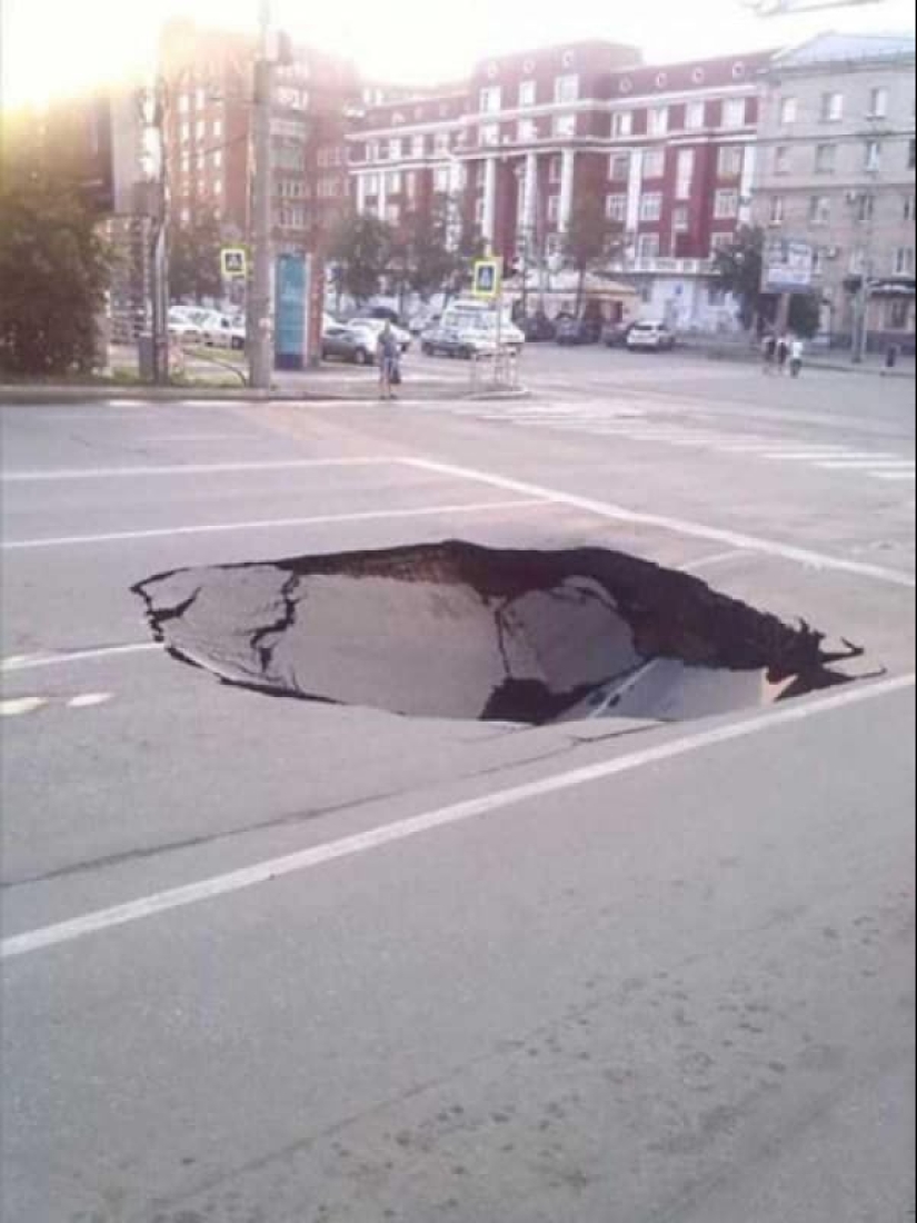 25 impressive 3D drawings on asphalt from Russian street artists 25 impressive 3D drawings on asphalt from Russian street artists