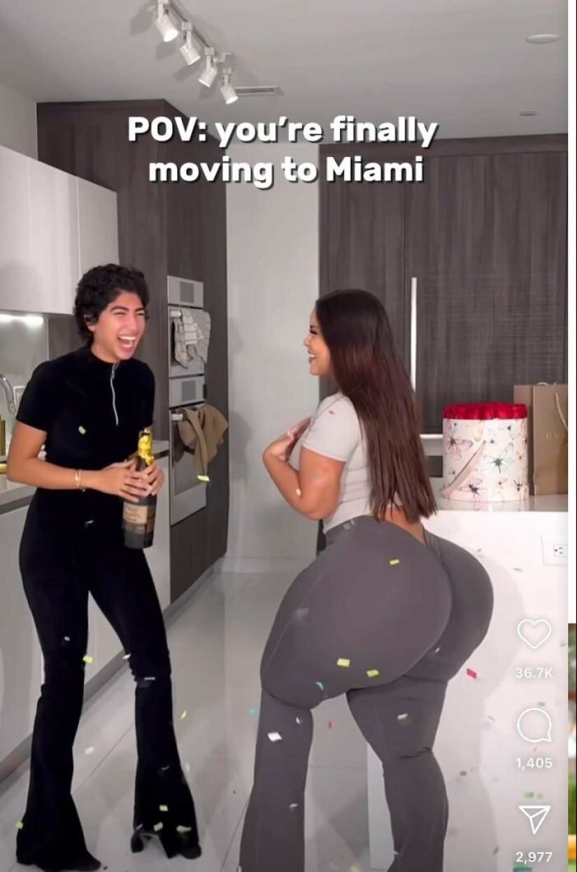 25 Instagram VS. Reality Pics That Show How Out Of Touch With Reality Some People Are 25 Instagram VS. Reality Pics That Show How Out Of Touch With Reality Some People Are