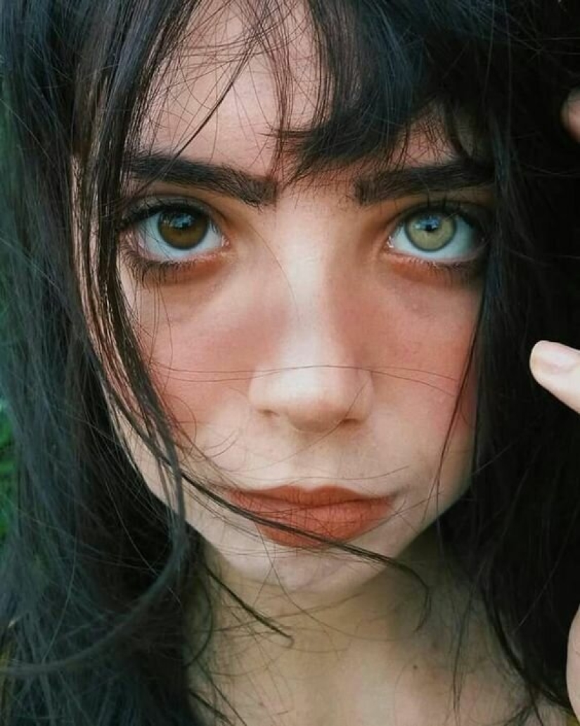 25 people with unique faces that attract and repel at the same time