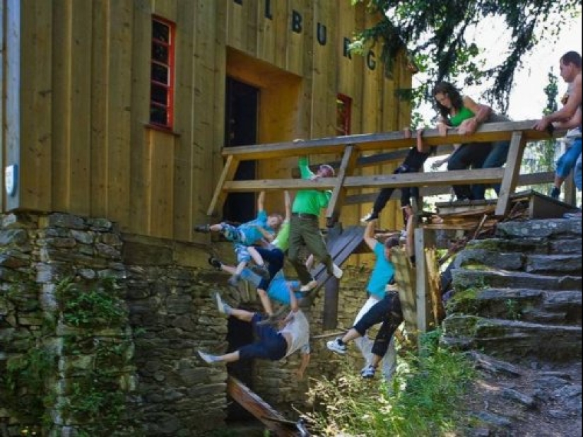 25 photos of people who clearly have big problems with luck