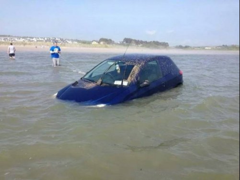 25 photos of people who clearly have big problems with luck