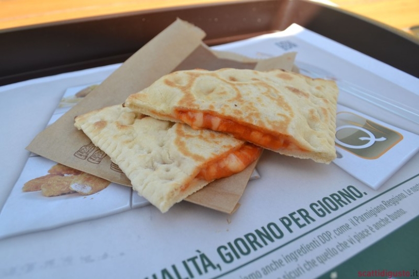 25 platos únicos que ofrecen los restaurantes McDonald's en todo el mundo