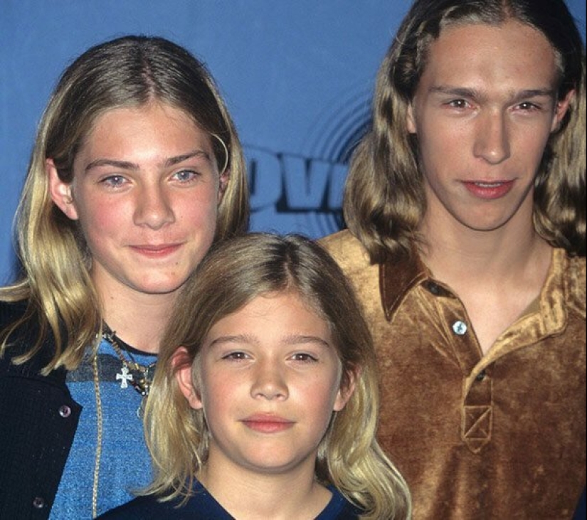 25 ugly hairstyles from the 90s 25 ugly hairstyles from the 90s