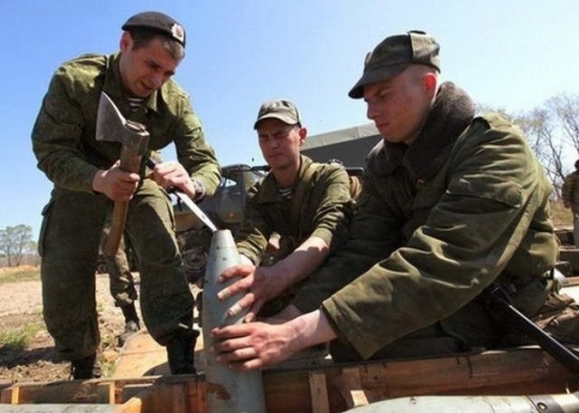 27 pictures that show why women live longer than men