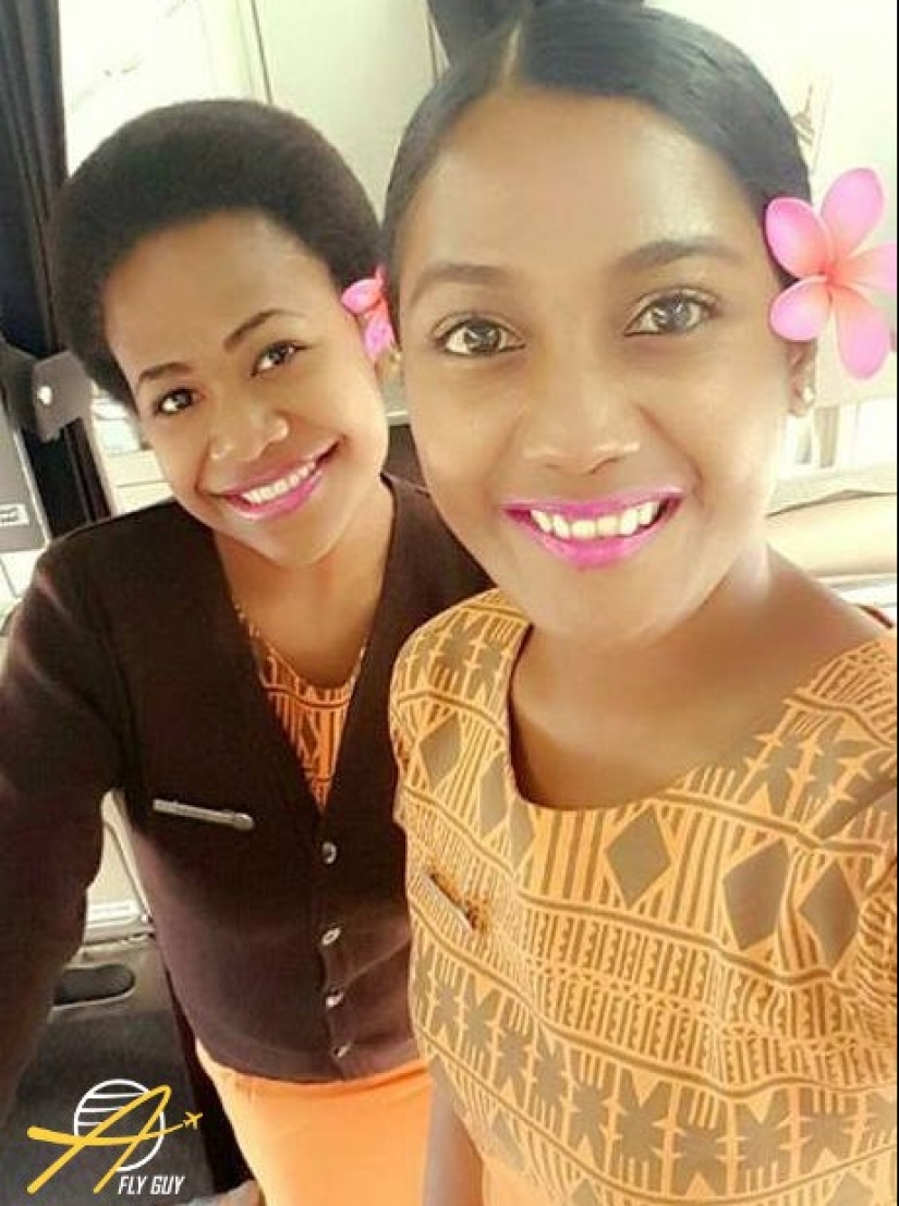 27 selfies más sexys de asistentes de vuelo de todo el mundo 27 selfies más sexys de asistentes de vuelo de todo el mundo