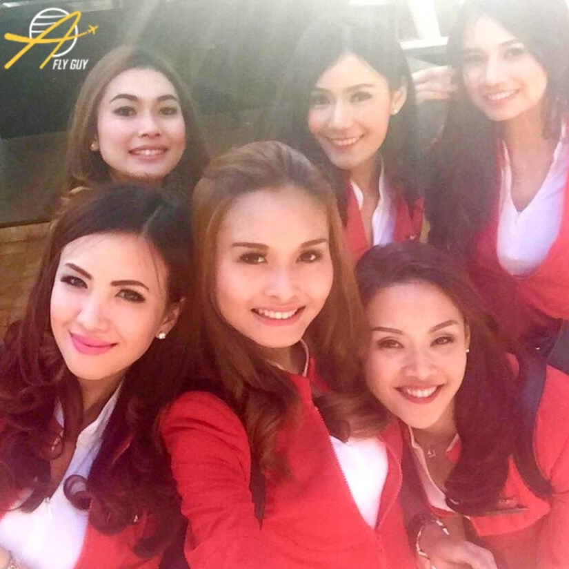 27 sexiest selfies of flight attendants from around the world 27 sexiest selfies of flight attendants from around the world
