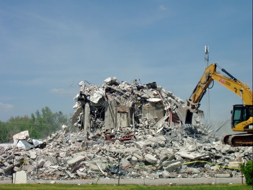 28 professions that aren't as cool as everyone thinks