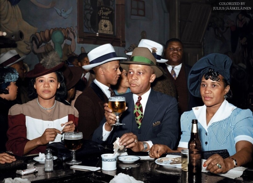 30 colorized historical photos that tell about the events of the past 30 colorized historical photos that tell about the events of the past