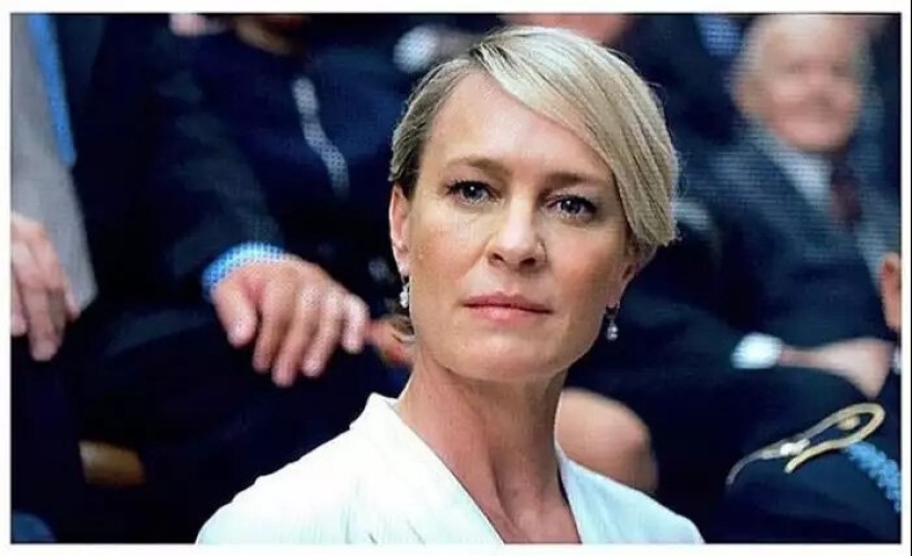 30 divertidos memes dedicados a la obra y colegas