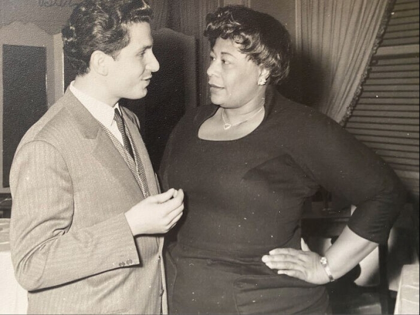 30 fotos de padres jóvenes que eran definitivamente más geniales que nosotros hoy