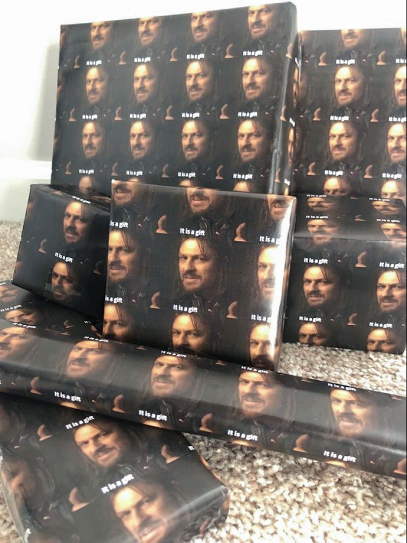 30 funny and unusual gifts shared by Reddit users