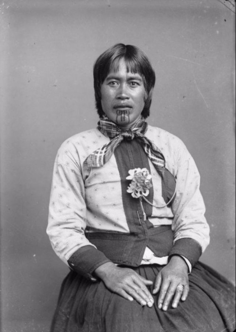 30 increíbles retratos de las mujeres Maoríes con tatuajes tradicionales 30 increíbles retratos de las mujeres Maoríes con tatuajes tradicionales