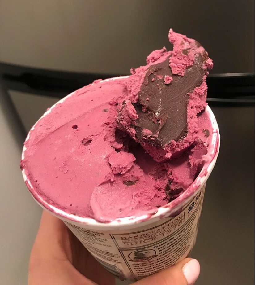 30 la gente afortunada que ganó el premio mayor en la comida de la lotería