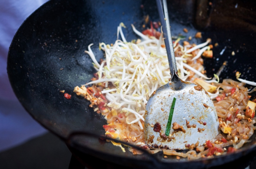 30 main national dishes from different countries of the world