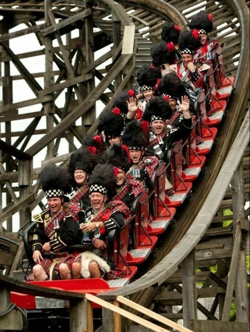 30 most unforgettable photos from roller coasters 30 most unforgettable photos from roller coasters