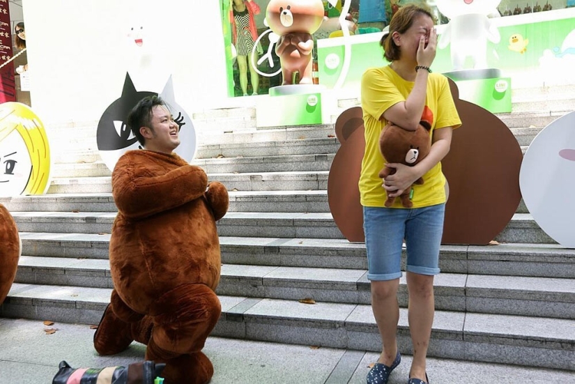 30 of the craziest and most creative marriage proposals