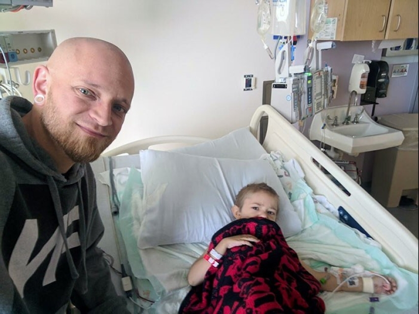 30 Photos Capturing the Power of a Father's Love and Devotion 30 Photos Capturing the Power of a Father's Love and Devotion