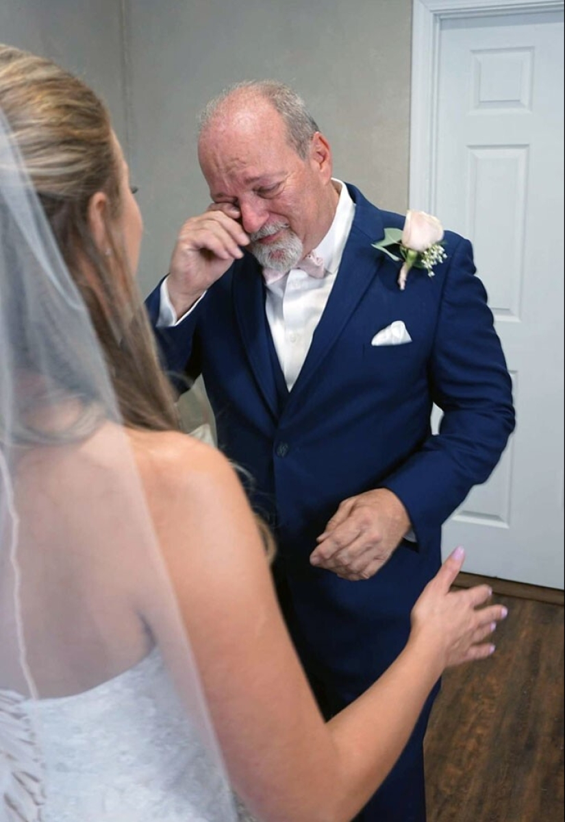 30 Photos Capturing the Power of a Father's Love and Devotion 30 Photos Capturing the Power of a Father's Love and Devotion