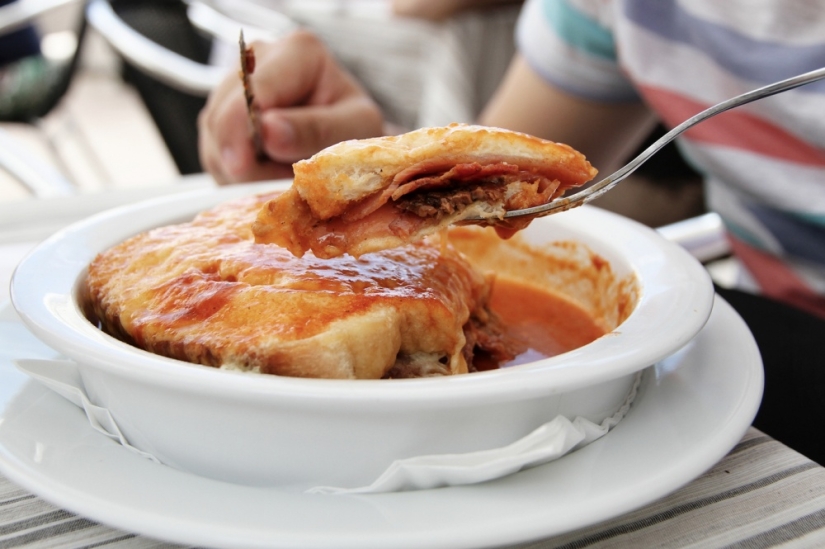 30 platos de diferentes países del mundo que vale la pena probar 30 platos de diferentes países del mundo que vale la pena probar