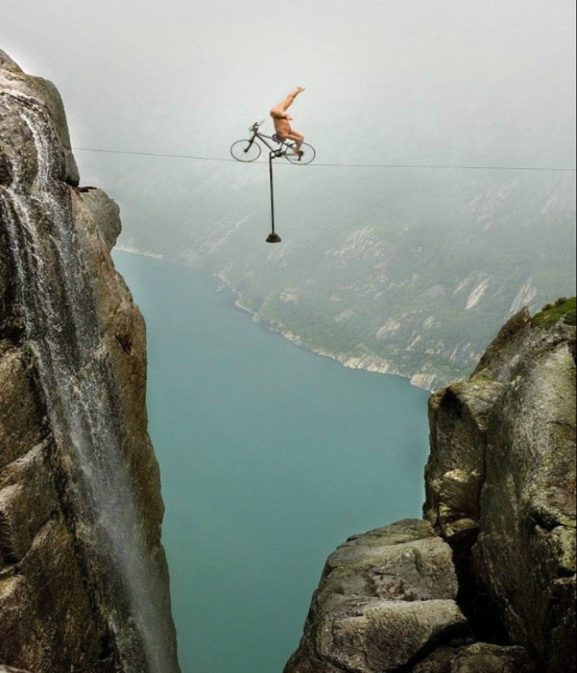 33 creepy pictures from the roof of the world