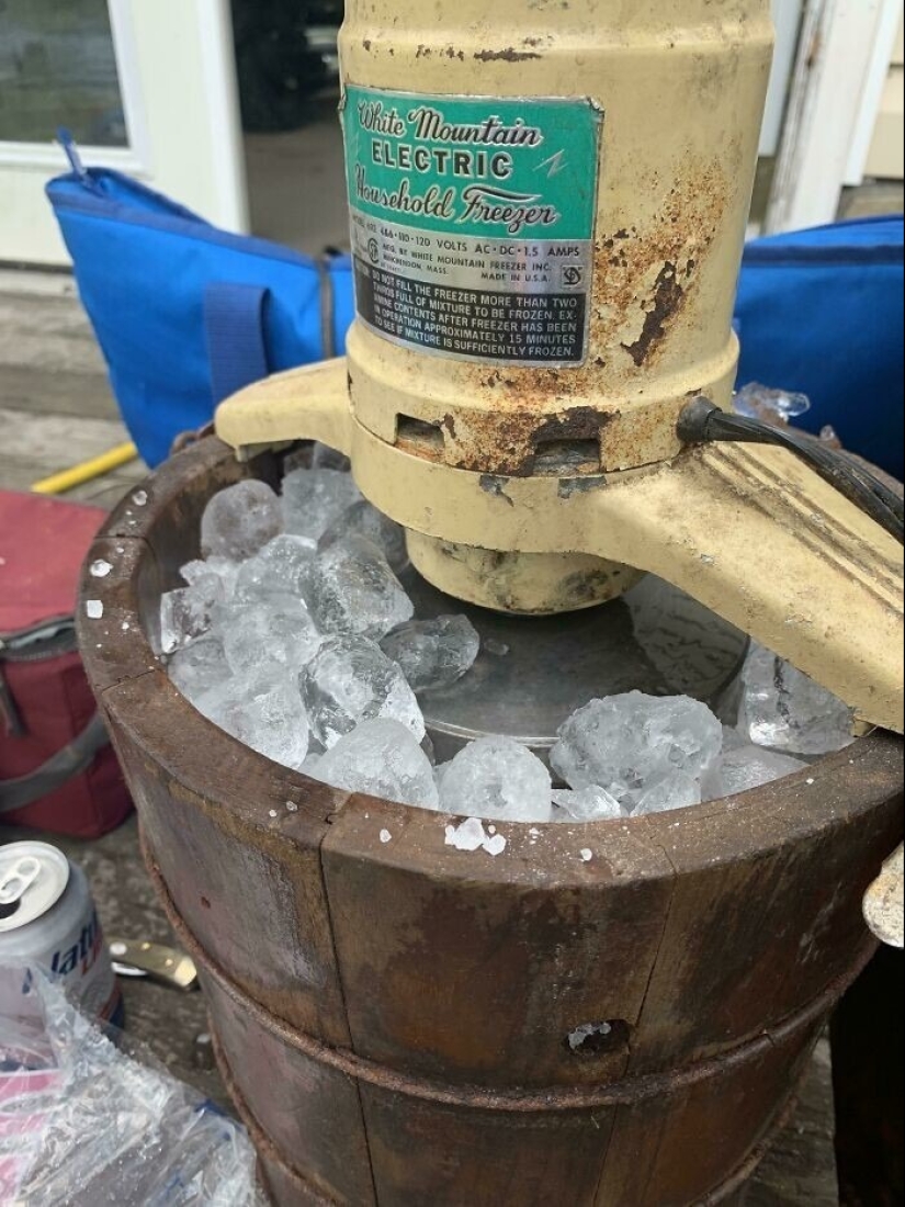 33 photos of old and super reliable things that still serve faithfully