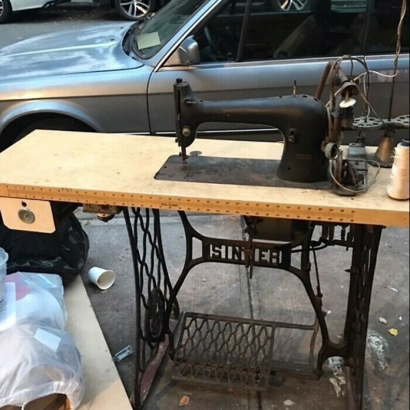 35 gorgeous things that people considered trash and put on the streets of new York 35 gorgeous things that people considered trash and put on the streets of new York