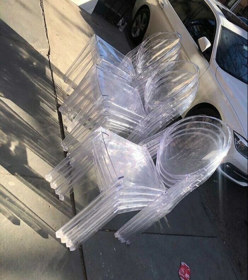 35 gorgeous things that people considered trash and put on the streets of new York 35 gorgeous things that people considered trash and put on the streets of new York