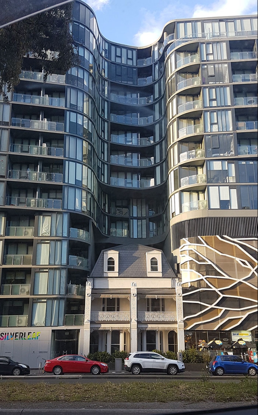 35 monumentos a la perseverancia de las personas que hasta hace poco se negaron a vender su casa 35 monumentos a la perseverancia de las personas que hasta hace poco se negaron a vender su casa