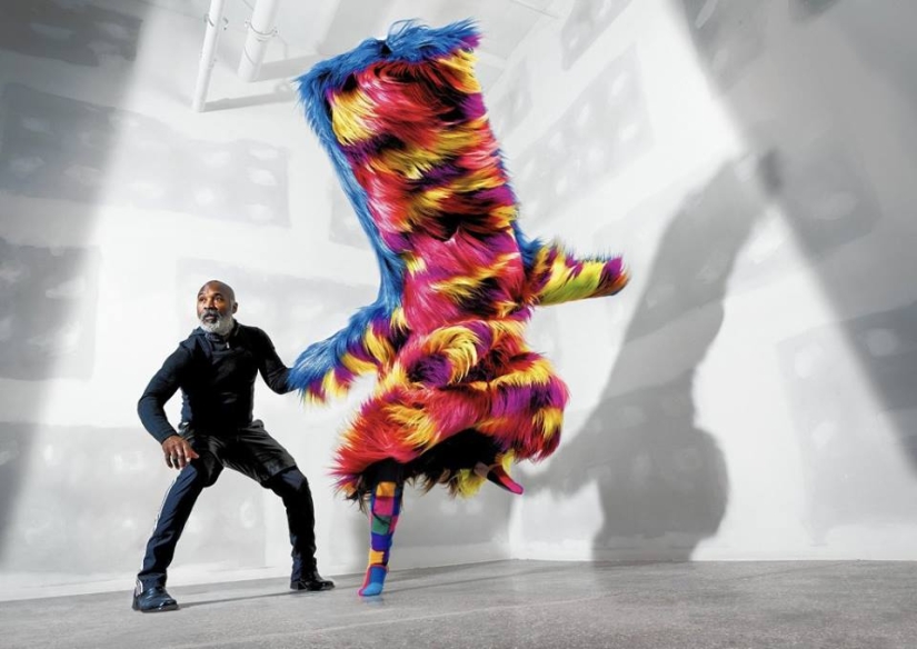 'Soundsuits': la extraña pasión de Nick Cave con la que quiere cambiar el mundo