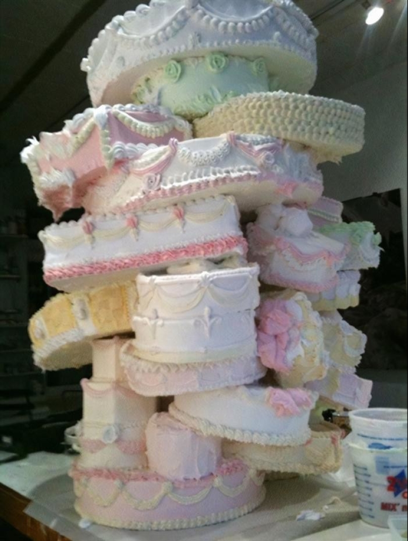40 funny, and more often simply unsuccessful wedding cakes