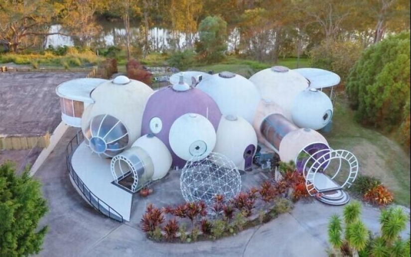 40 soluciones arquitectónicas cuestionables que no puedes quitar los ojos de encima