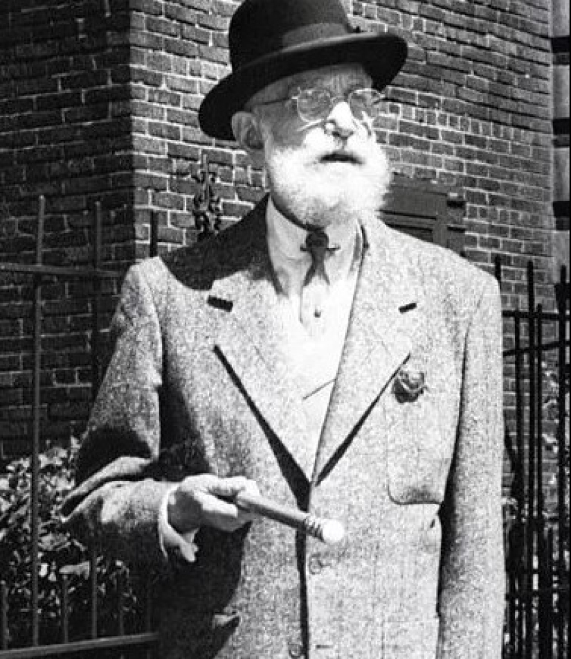 5 of the most famous con artists, whose lives made a movie 5 of the most famous con artists, whose lives made a movie