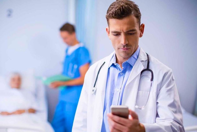 5 razones importantes para no llevar tu smartphone al baño 5 razones importantes para no llevar tu smartphone al baño