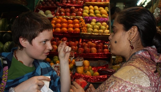 5 rules of the oriental bazaar: how to bargain properly