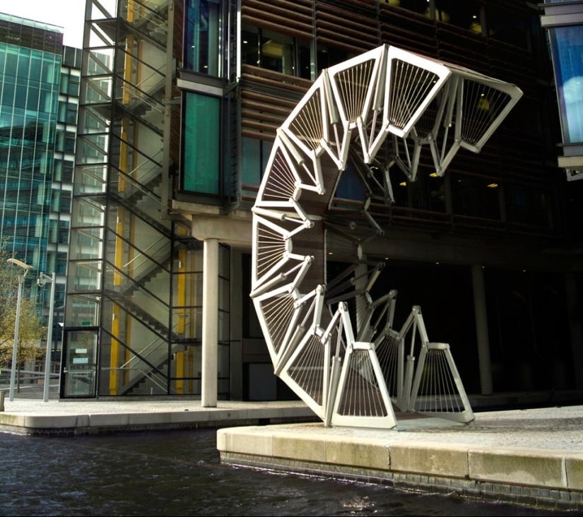 5 unique pedestrian bridges that you will want to walk on again and again