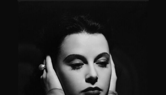 50 beautiful classic portraits from LIFE