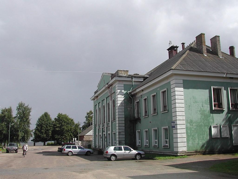 6 smallest cities in the world