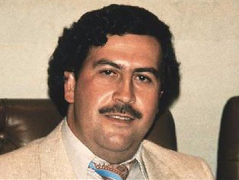 7 datos sobre el rey de la cocaína Pablo Escobar. ¡Su dinero podría alimentar al mundo entero! 7 datos sobre el rey de la cocaína Pablo Escobar. ¡Su dinero podría alimentar al mundo entero!